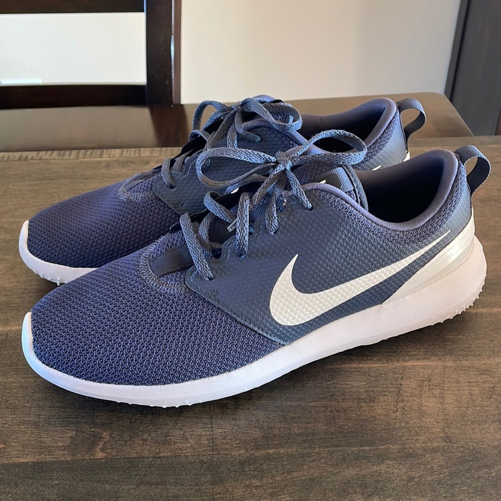 Nike Roshe G golf shoe